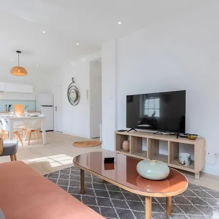 アパート En Baroeul Two-bedroom Bright And Equipped *