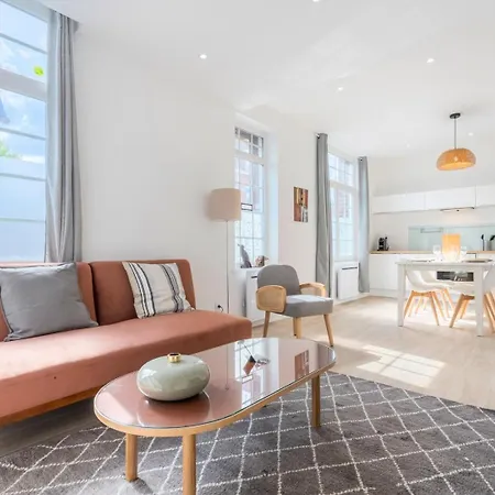 En Baroeul Two-bedroom Bright And Equipped * マルク・アン・バルール